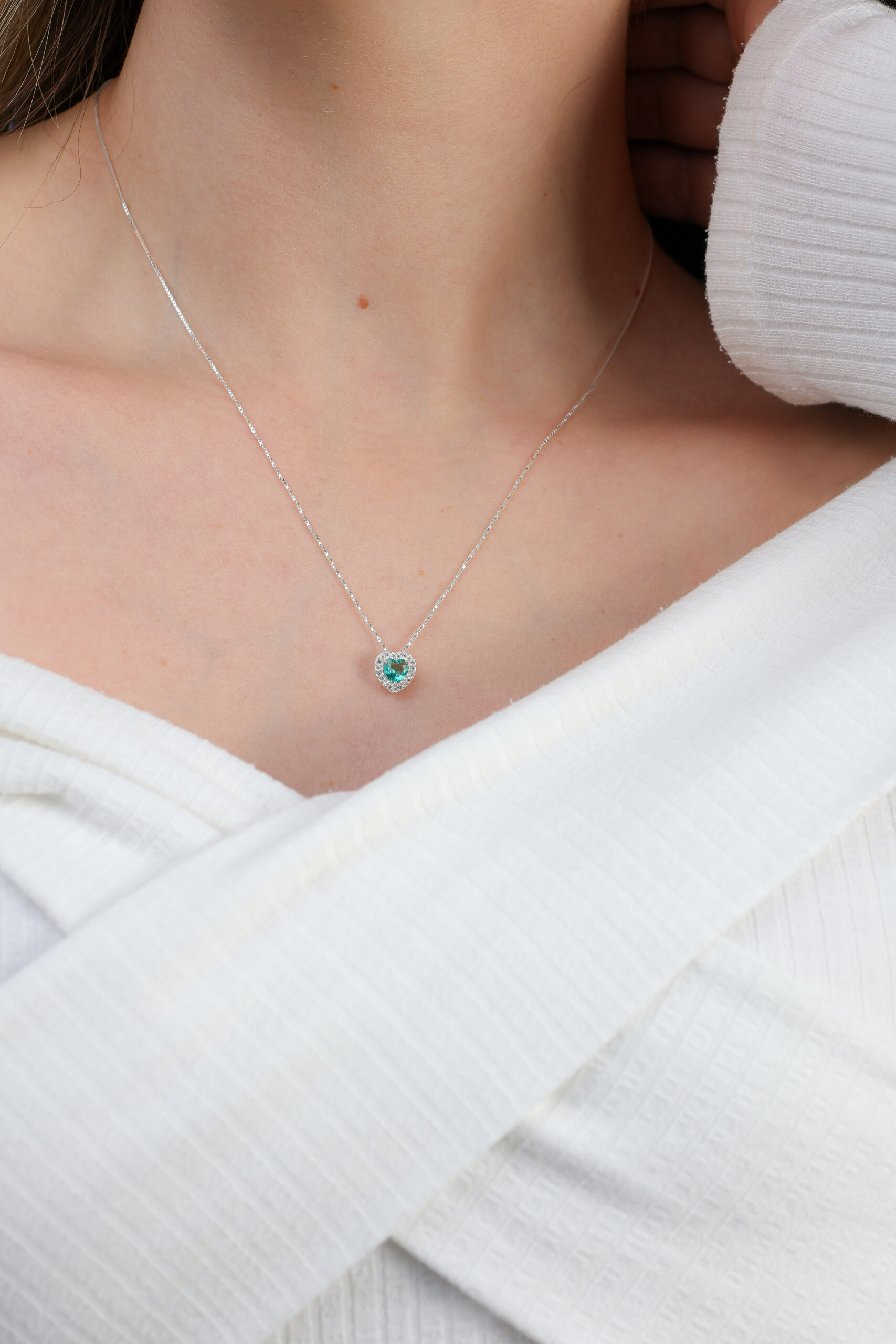 Colar Coração do Oceano Essência - Image 2